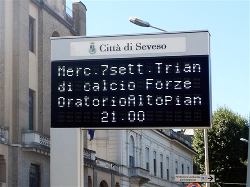 Pannelli a messaggio variabile per aree urbane